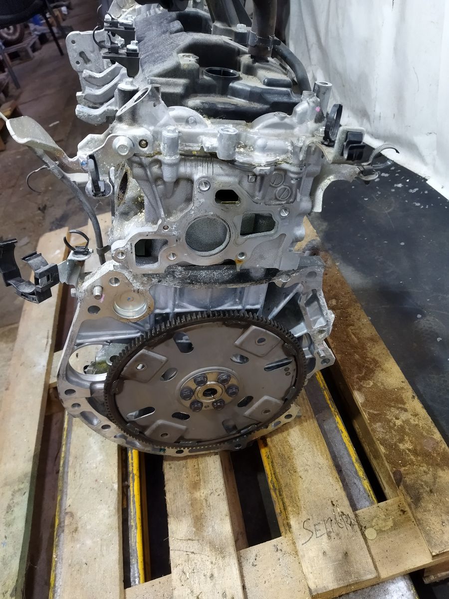 Sentra Двигун (без навісного обладнання) 1.8L 64т.міль Nissan Sentra 2013-2018 101023RC2B Nissan Sentra 8