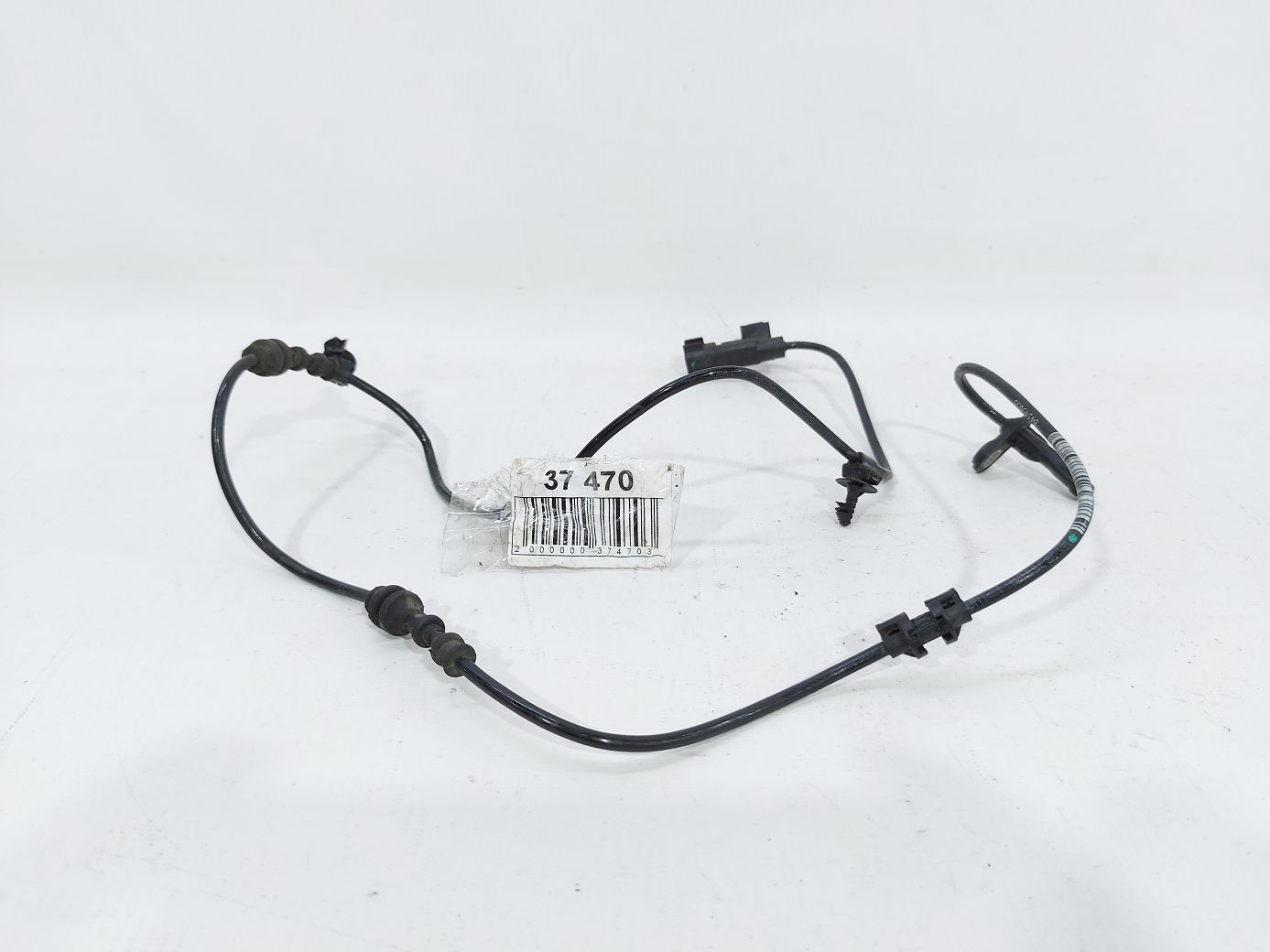 Malibu. Датчик ABS колеса переднього лівого/правого Chevrolet Malibu 2016-2021 84363657 Chevrolet Malibu