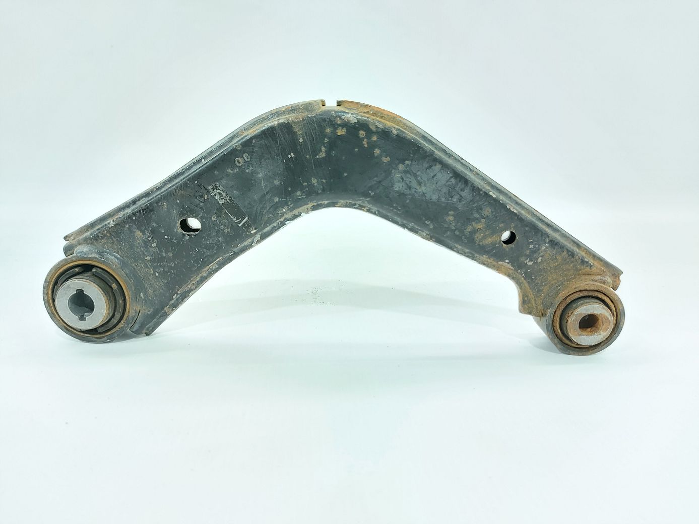 Fusion Рычаг верхний задний левый Ford Fusion 2013-2017 DG9Z5500A Ford Fusion 4