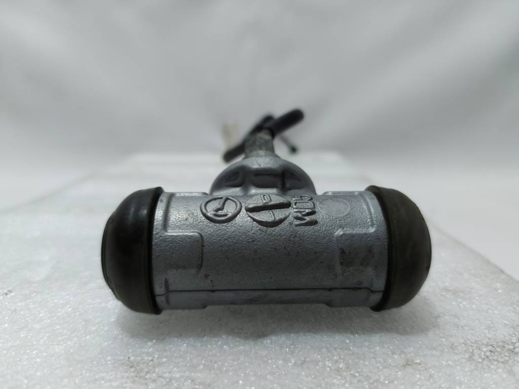 Prius c Тормозний циліндр задній лівий/правий Toyota Prius C 2008-2019 4755028060 Toyota Prius C 8