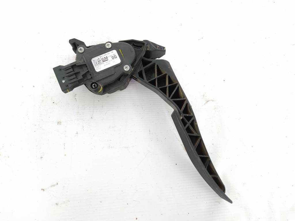 Malibu Педаль газа Chevrolet Malibu 2010-2020 13237352 Chevrolet Malibu 9