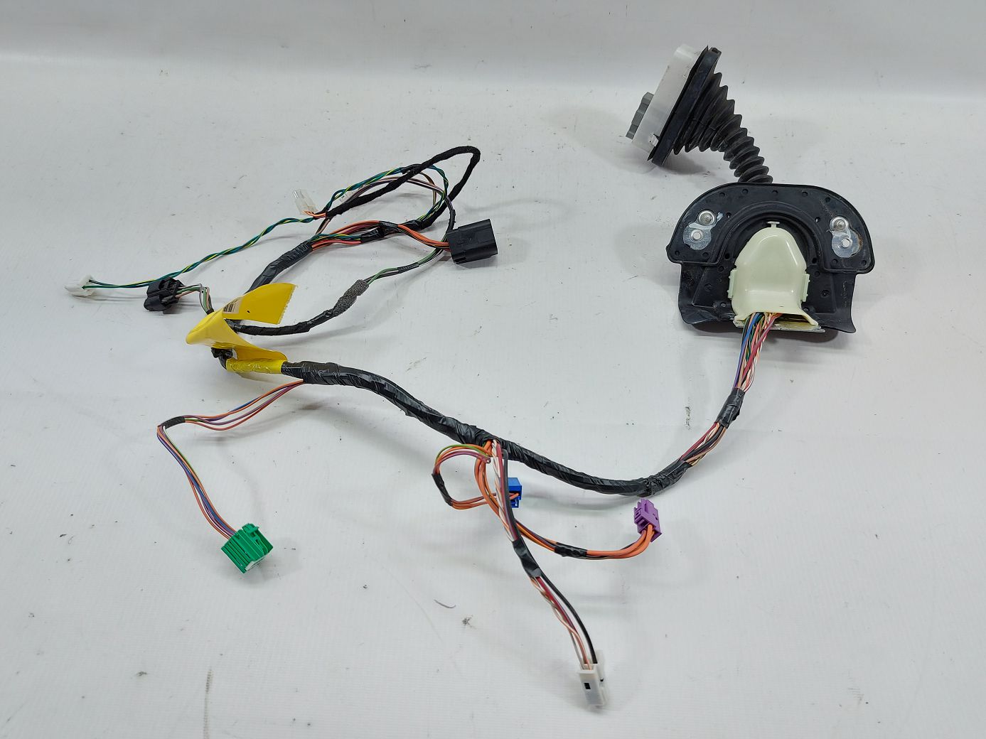 Grand caravan Проводка двери передней правой Dodge Grand Caravan 2017 68068046AE Dodge Grand Caravan 2