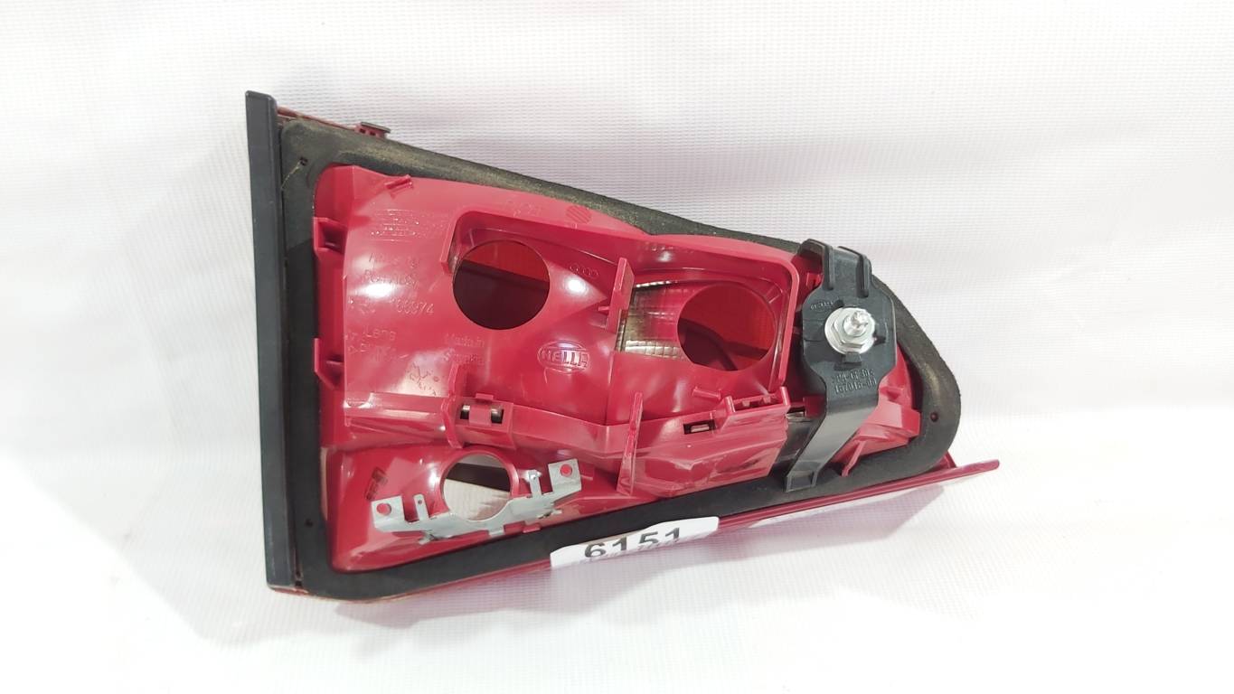 A4 Фонарь крышки багажника правый Audi A4 2009-2012 8K5945094E Audi A4 9