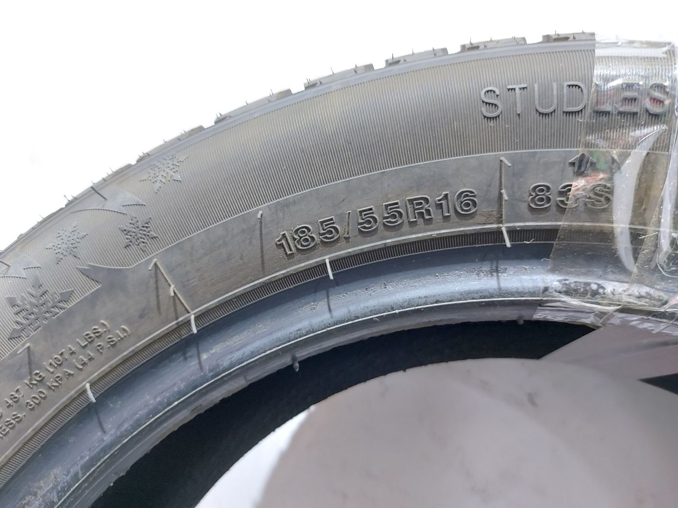 Зимние шины Гума APlus A506 185/55R16 18