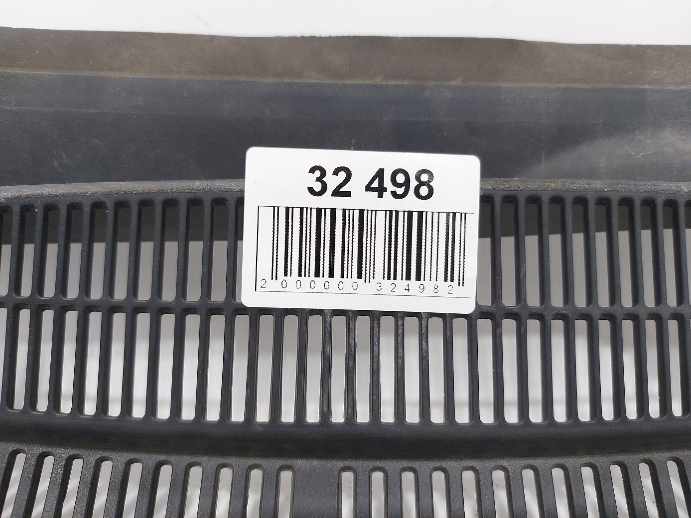 Fiesta sedan Повітропровід під лобове скло Ford Fiesta sedan 2011-2019 AE8Z54018A16A Ford Fiesta sedan 9