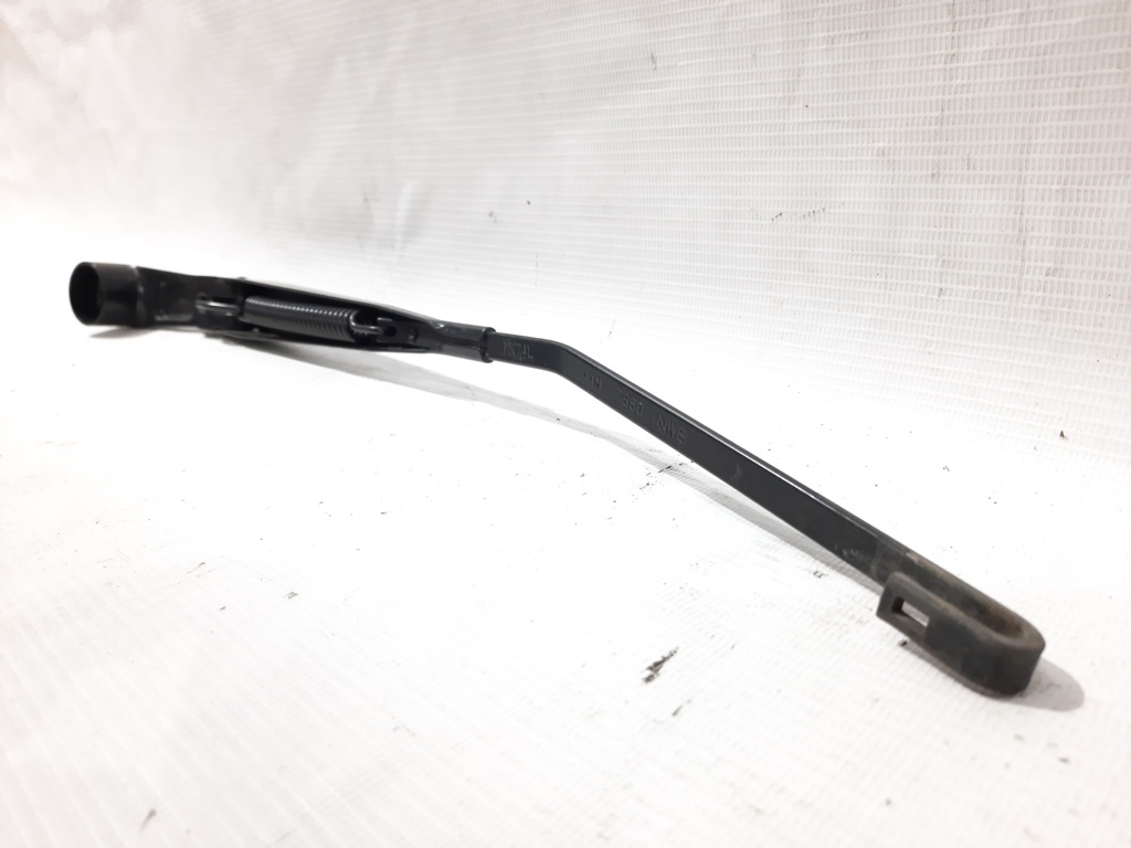 Patriot Рычаг стеклоочистителя правый Jeep Patriot 2007-2017 68003736AB Jeep Patriot 16