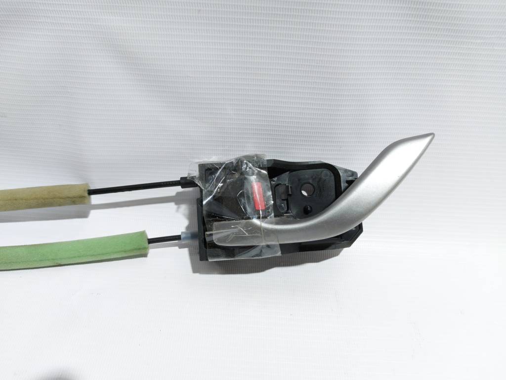 3 Ручка дверей задньої лівої внутрішня Mazda 3 2014-2018 BHN959330B Mazda 3 3