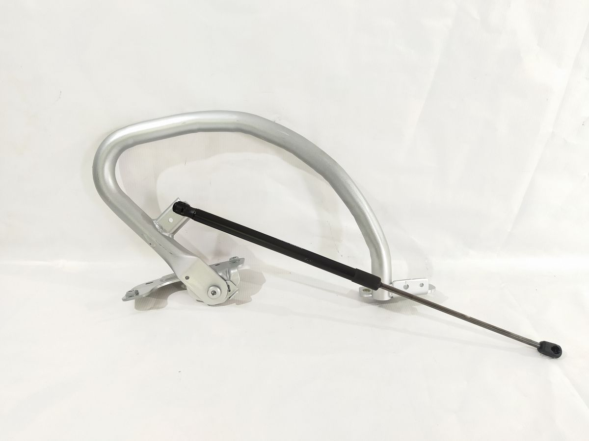 S60. Петля крышки багажника правая Volvo S60 2011-2018 31349172 Volvo S60