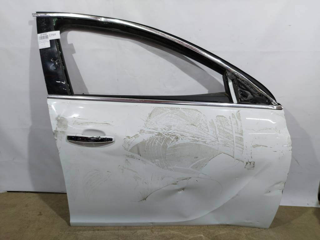 Regal Дверь передняя правая в сборе Buick Regal 2011-2017 20987624 Buick Regal 1