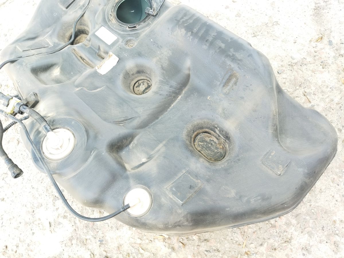 Altima Топливный бак Nissan Altima 2013-2018 172023TA0A Nissan Altima 2