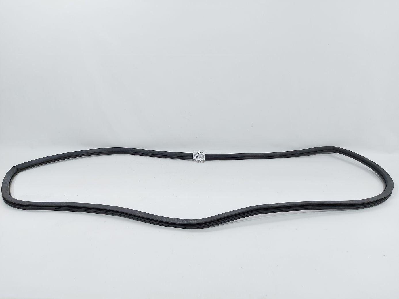 Dart Уплотнительная резинка проёма двери передней левой/правой Dodge Dart 2013-2014 68085076AF Dodge Dart 10