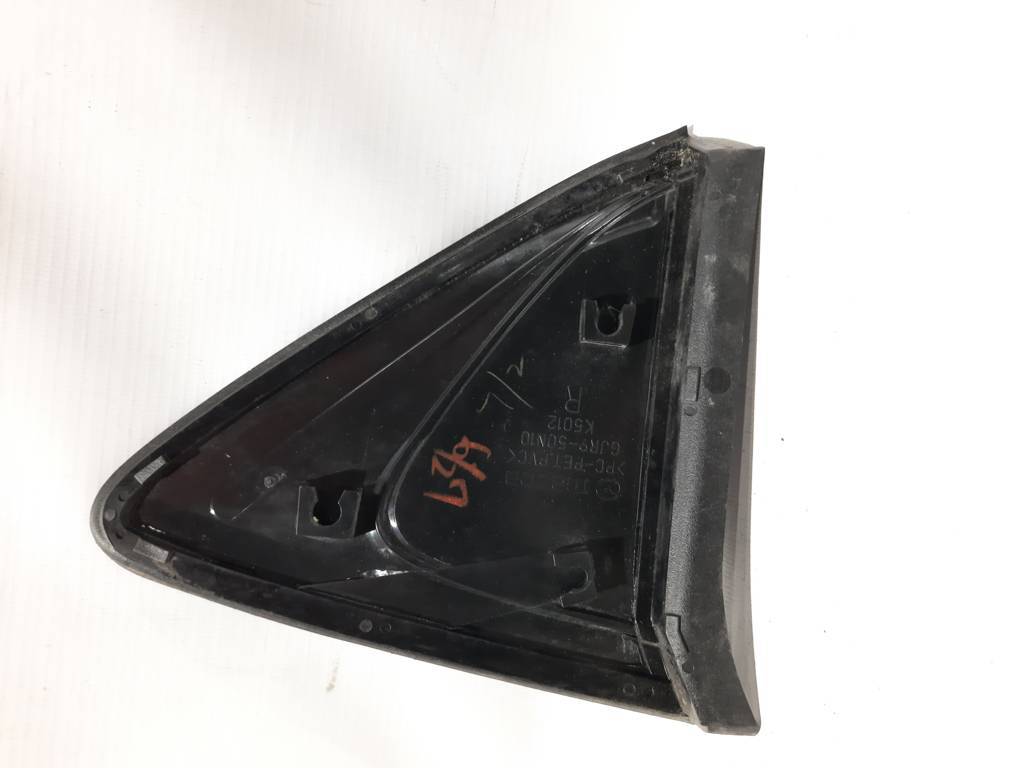 6 Накладка четверти задней правая (уголок) Mazda 6 2014-2019 GJR950N10B Mazda 6 2