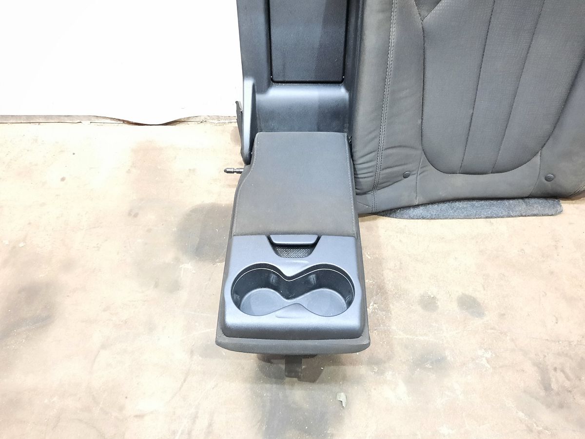 200 limited Спинка заднього ряду сидінь ліва Chrysler 200 Limited 2015-2017 68084473AE Chrysler 200 Limited 3