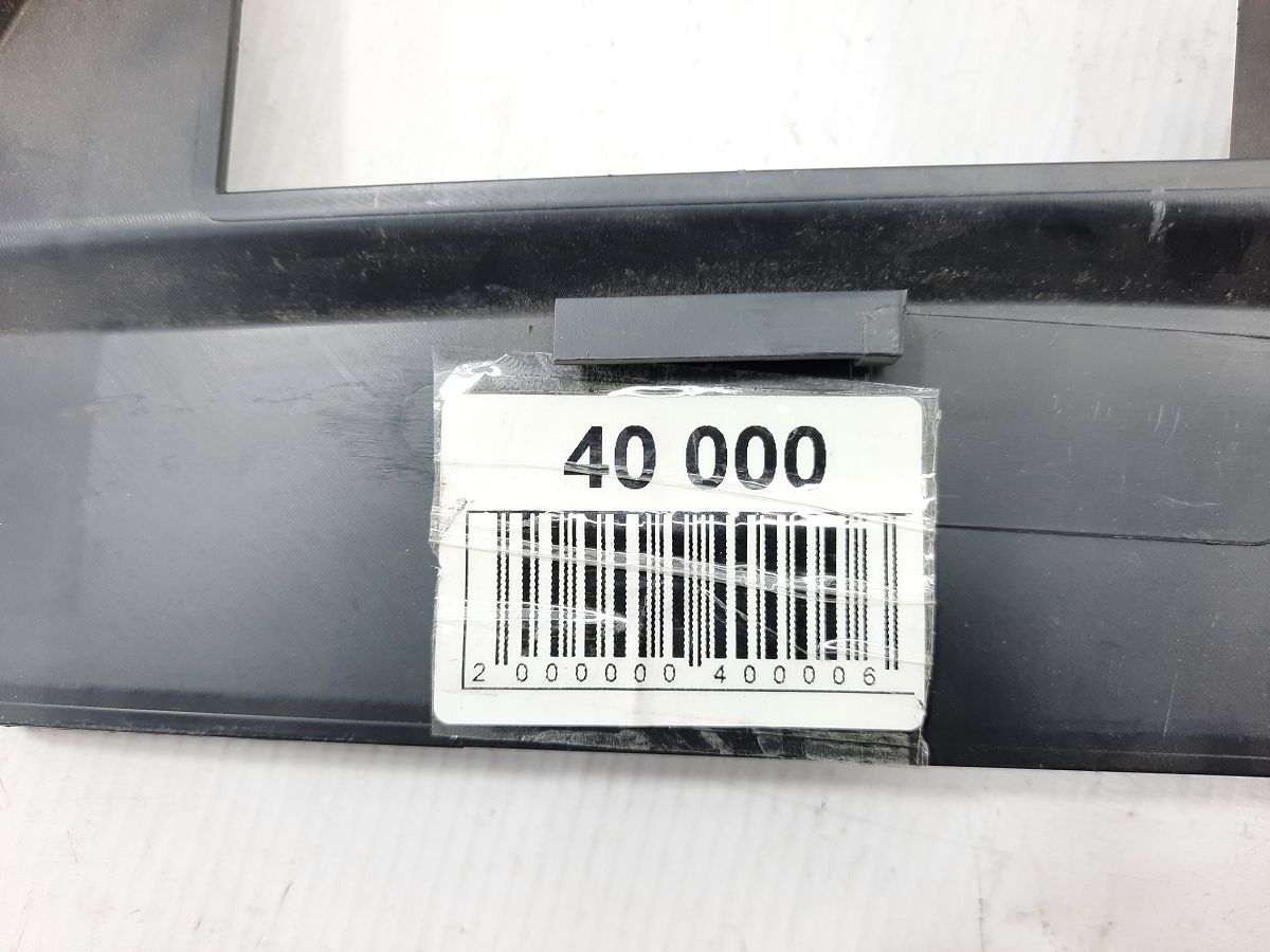 Ats Накладка під лобове скло (зовнішня) Cadillac ATS 2013-2016 22893531 Cadillac ATS 5