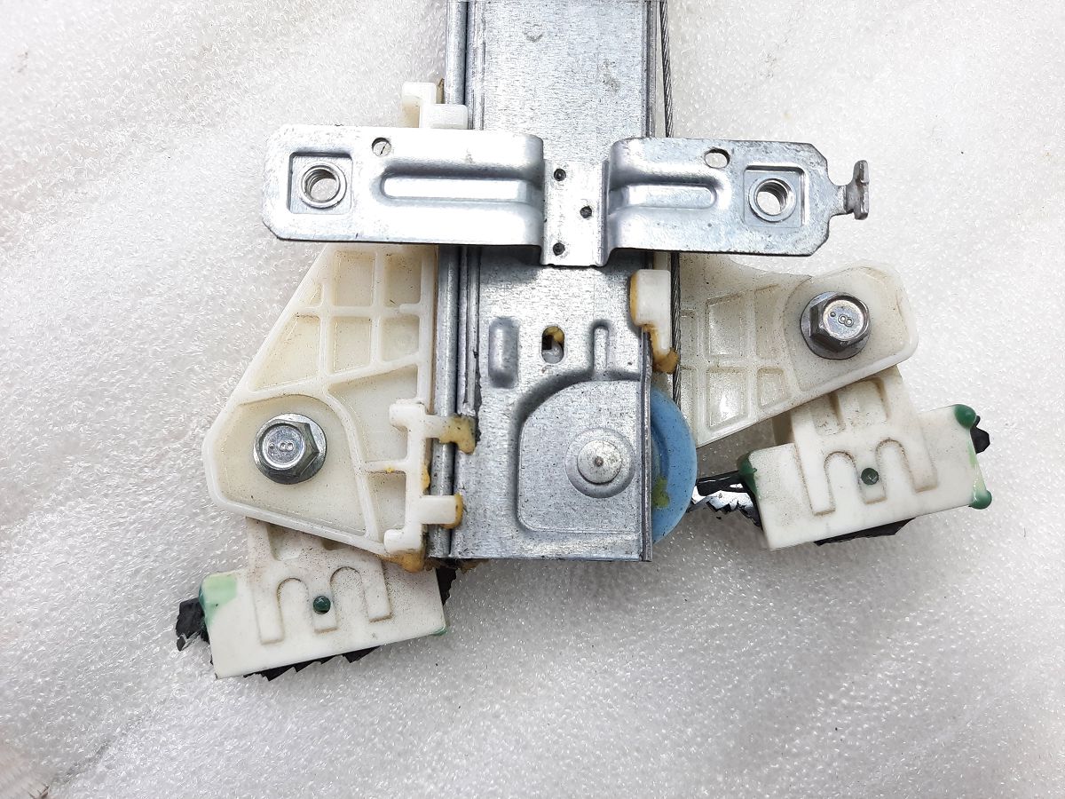 Crosstrek Склопідйомник дверей передньої правої Subaru Crosstrek 2013-2017 61041FJ023 Subaru Crosstrek 2