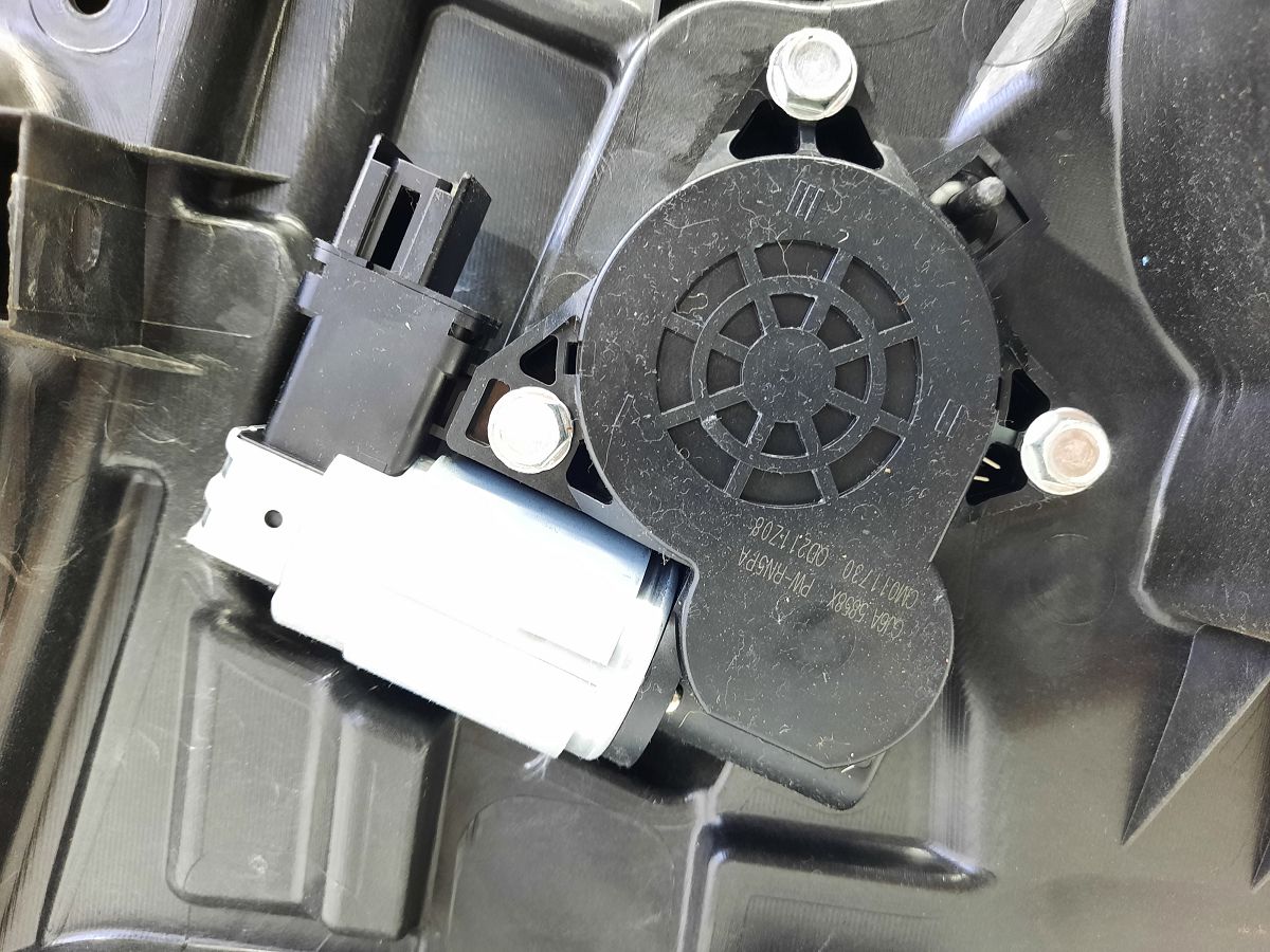 5 Стеклоподъемник двери передней правой Mazda 5 2006-2015 C23558590B Mazda 5 4