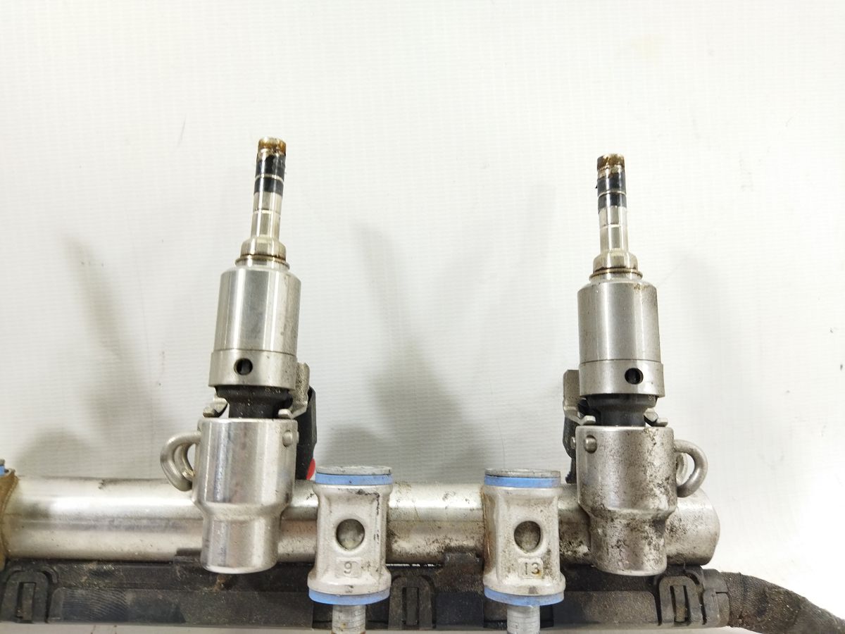  Топливная рейка с форсунками Cadillac ATS `2013-2016 12654644 Cadillac ATS 3