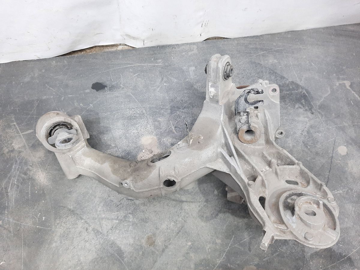 Dart Поворотний кулак задній правий Dodge Dart 2013-2019 68204866AC Dodge Dart 2