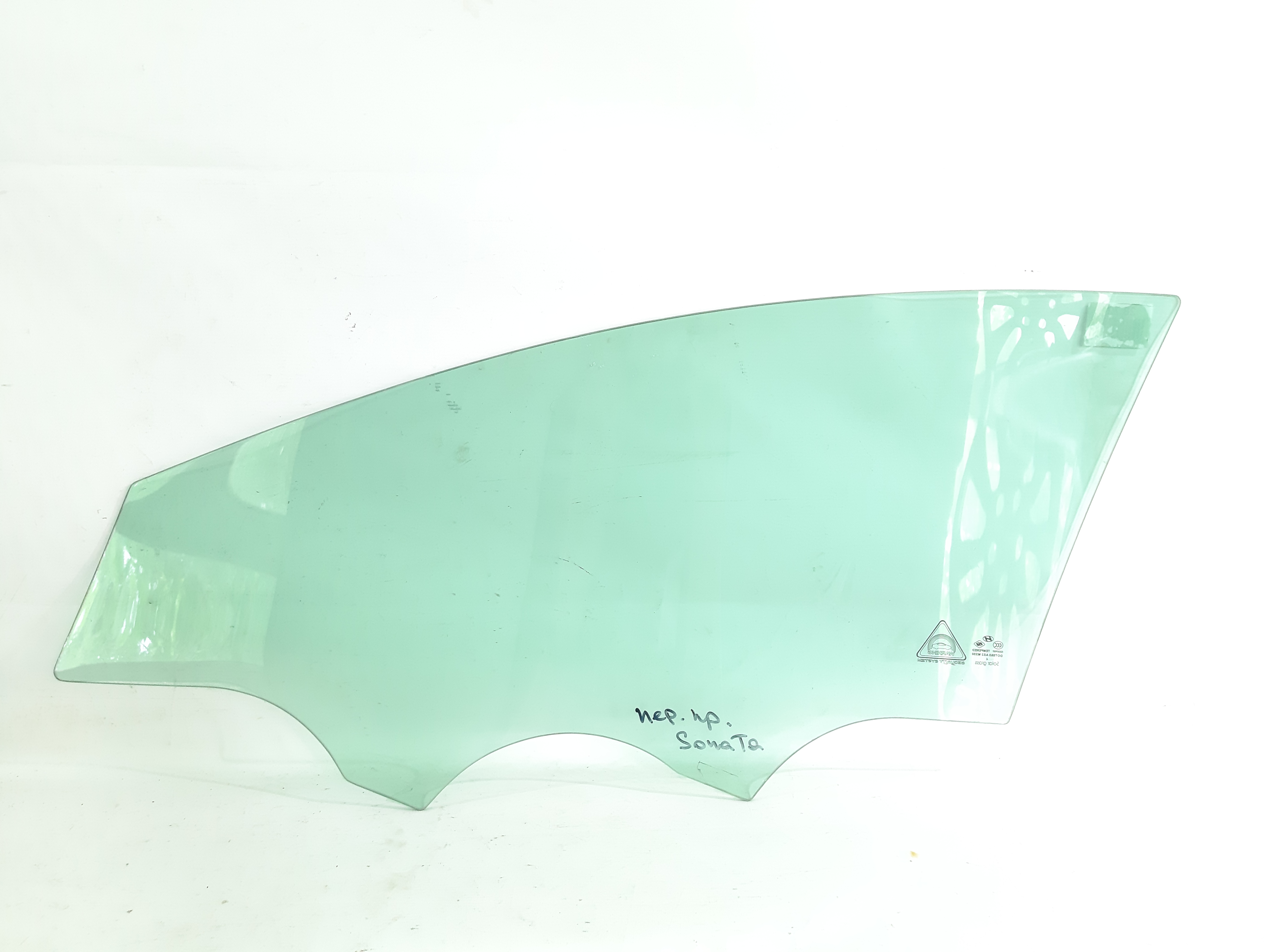 Sonata Стекло двери передней правой Hyundai Sonata 2011-2015 824213S010 Hyundai Sonata 14