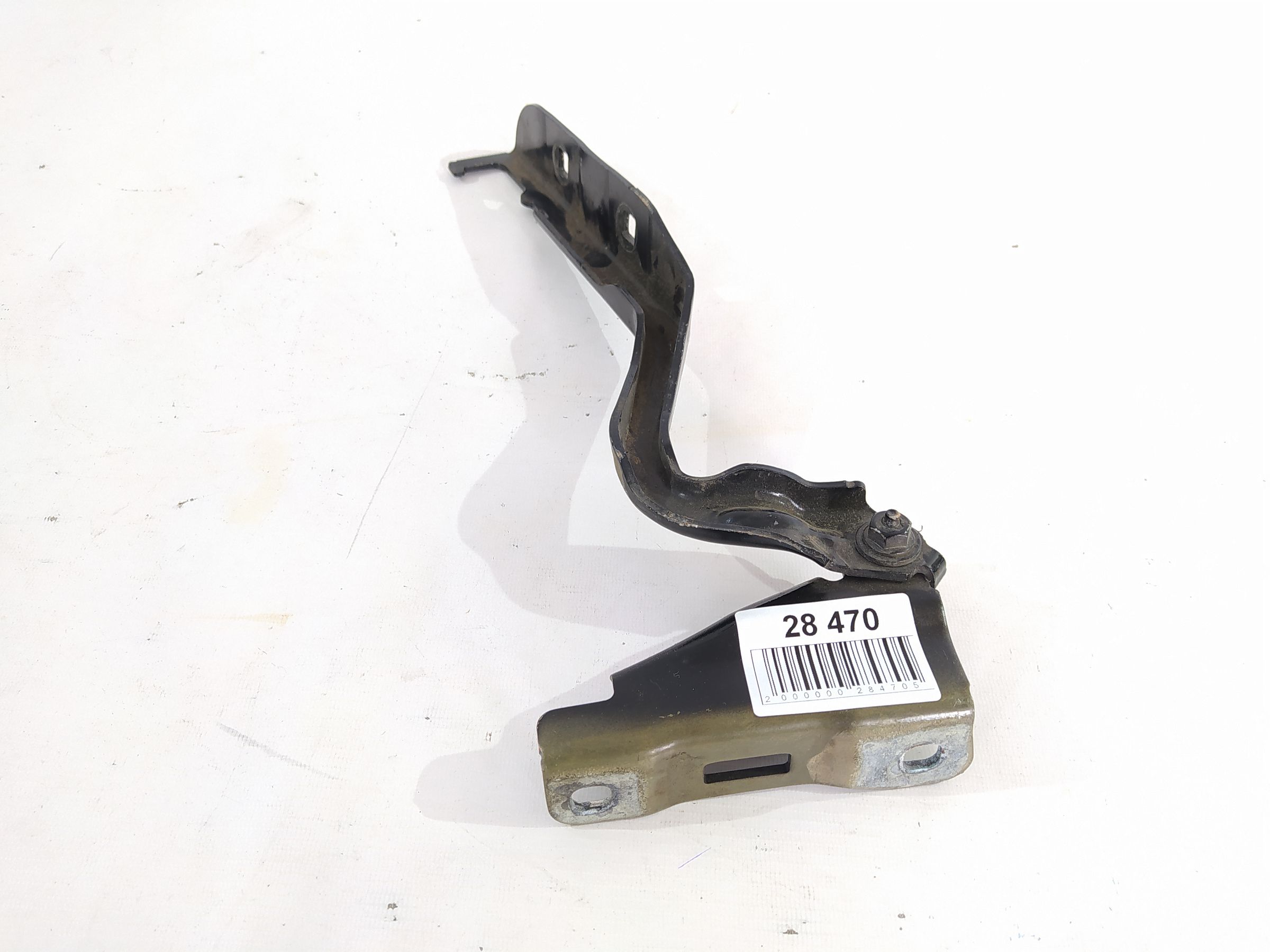 Dart Петля капота правая Dodge Dart 2013-2019 68082130AA Dodge Dart 13