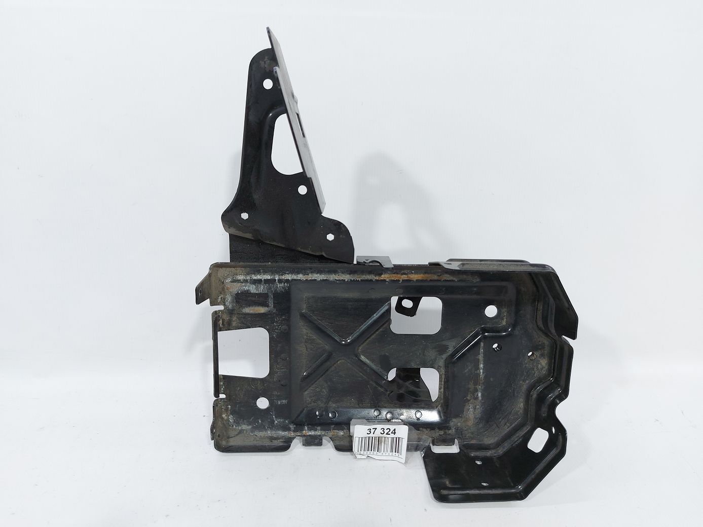 Malibu. Подиум АКБ Chevrolet Malibu 2016-2021 84317915 Chevrolet Malibu