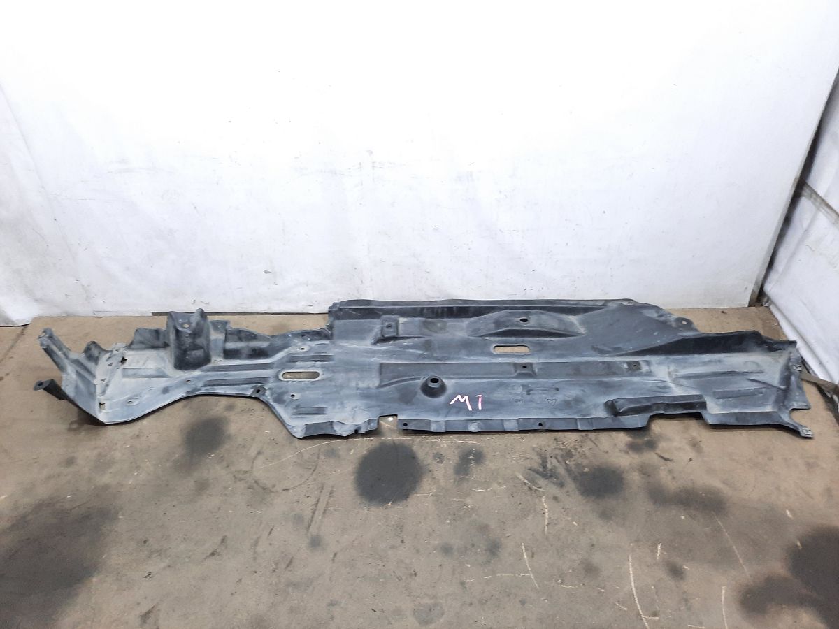 200 limited. Захист днища лівий Chrysler 200 Limited 2015-2017 68102929AC Chrysler 200 Limited