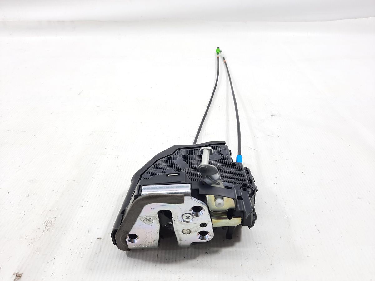 Prius Замок двери задней правой Toyota Prius 2012-2019 6905042021 Toyota Prius 3