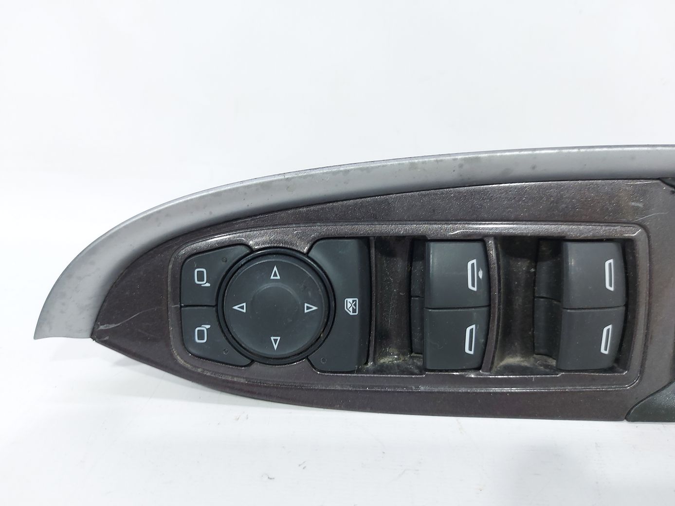 Malibu Кнопки керування склопідйомником двері передньої лівої Chevrolet Malibu 2018 84493838 Chevrolet Malibu 2