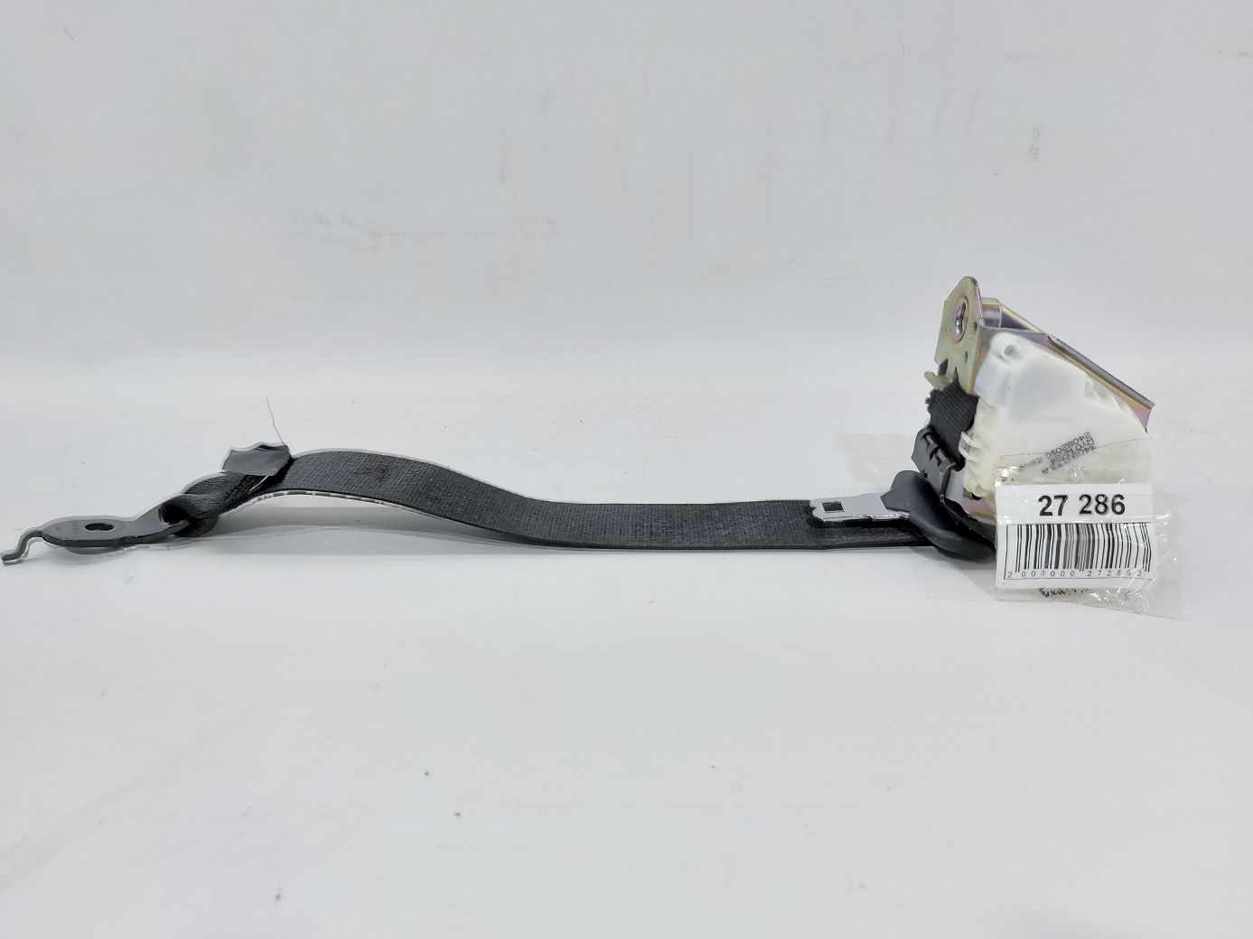 5 series. Ремень безопасности задний центральный BMW 5 series 2011-2016 72117243753 BMW 5 series