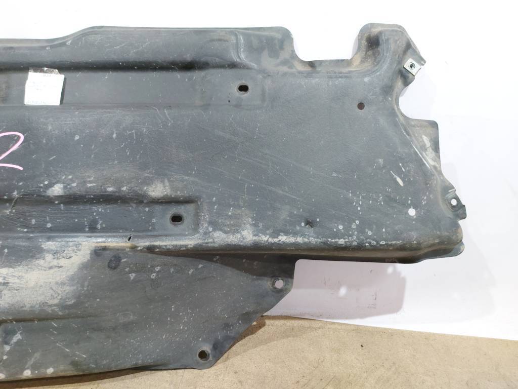 Dart Защита днища центральная левая Dodge Dart 2013-2019 68082725AE Dodge Dart 17