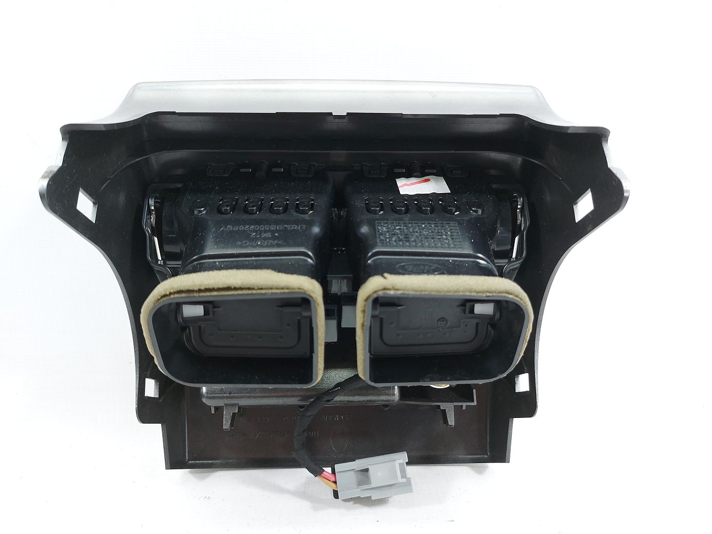 Xf Решітка повітроводів центральної консолі Jaguar XF 2010-2015 C2Z21717 Jaguar XF 4