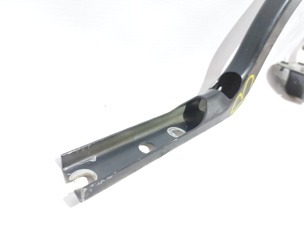 5 series Петля кришки багажника права BMW 5 series 2011-2016 41627204238 BMW 5 series 10