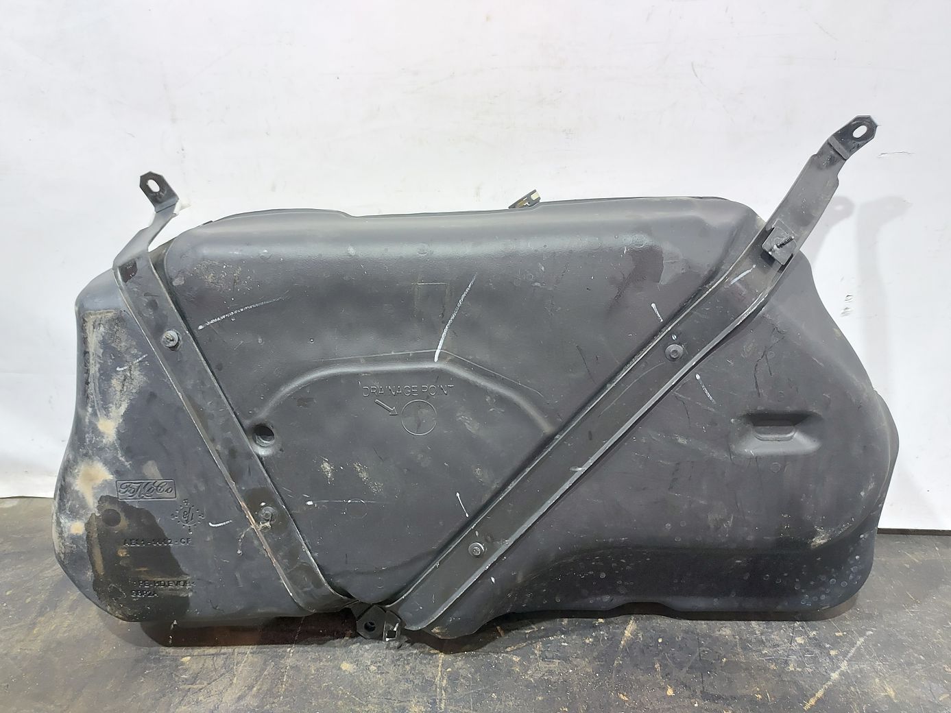 Fiesta Паливний бак Ford Fiesta 2013-2019 AE8Z9002D Ford Fiesta 2