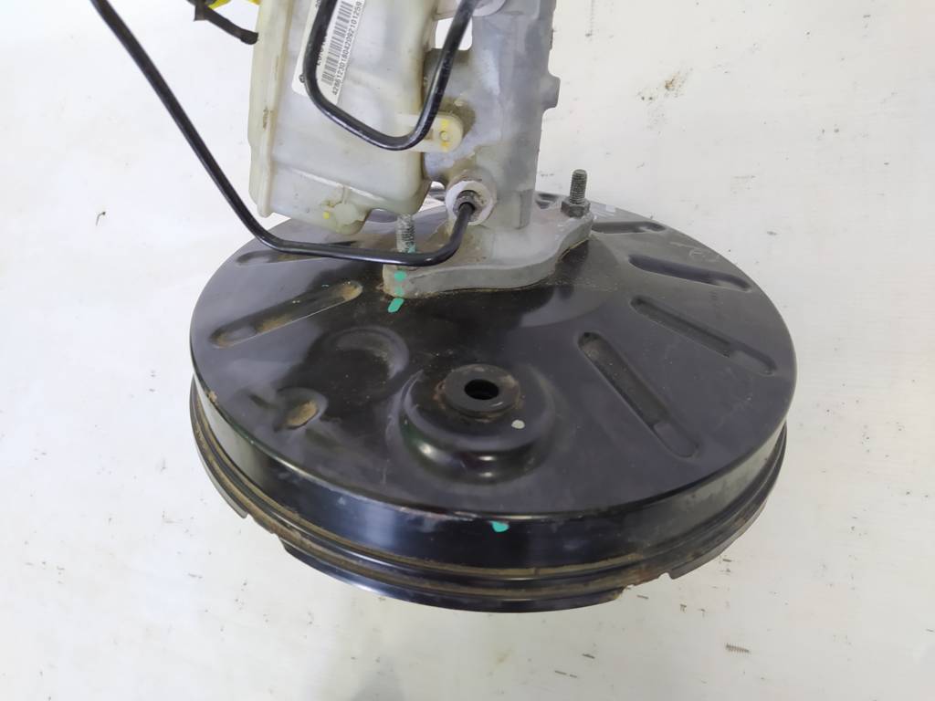 Dart Головний гальмівний циліндр Dodge Dart 2013-2019 68192615AA Dodge Dart 35