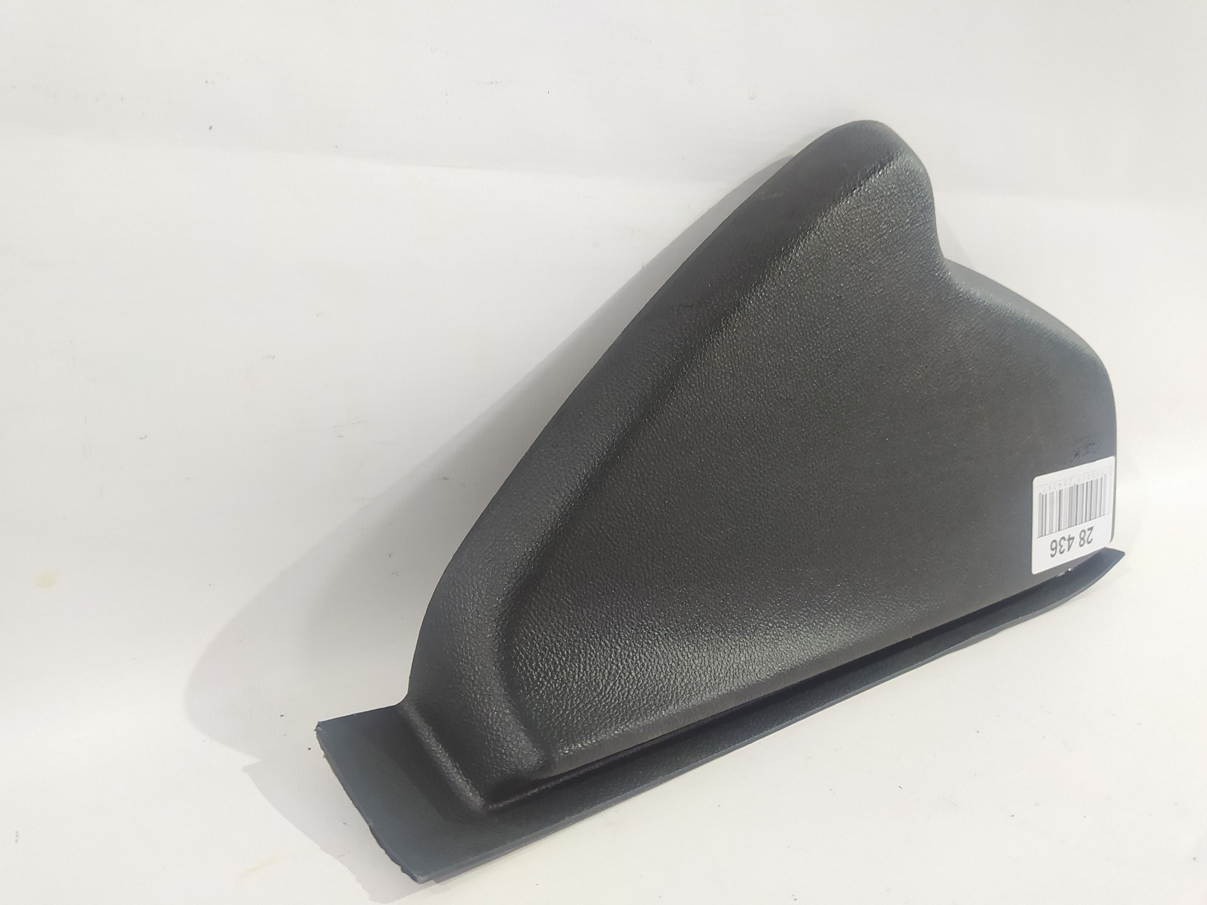 Malibu Накладка торпеди збоку права Chevrolet Malibu 2013-2016 22878630 Chevrolet Malibu 7