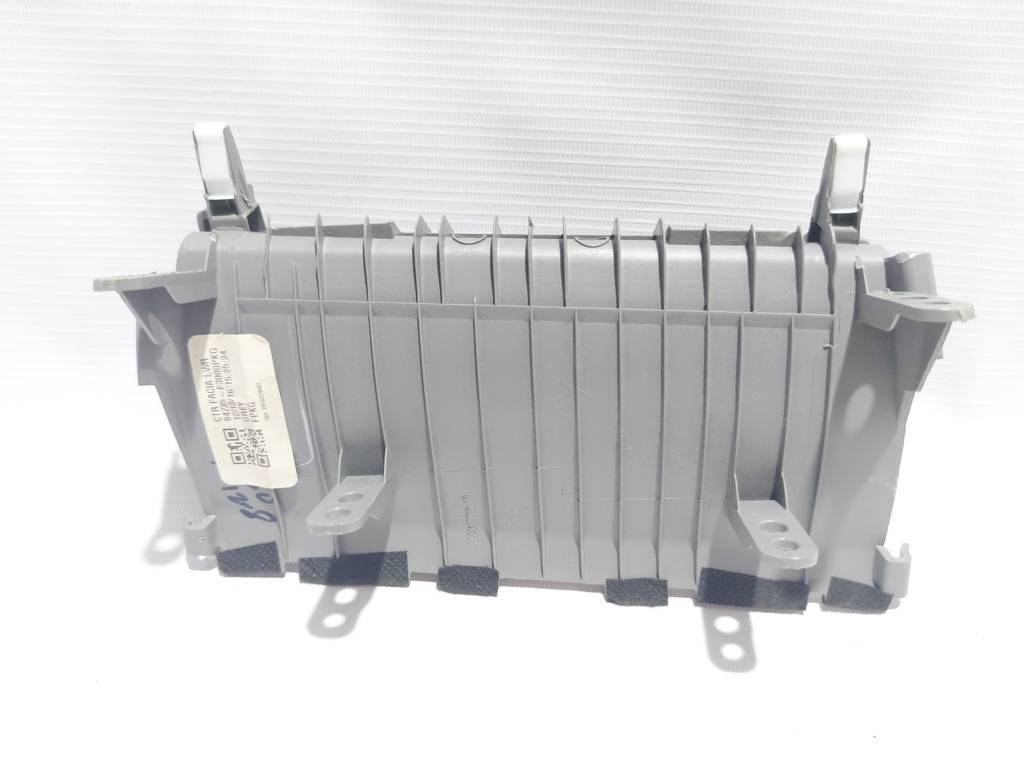 Elantra Накладка торпеди ліва Hyundai Elantra 2017-2018 84735F3000PKG Hyundai Elantra 2