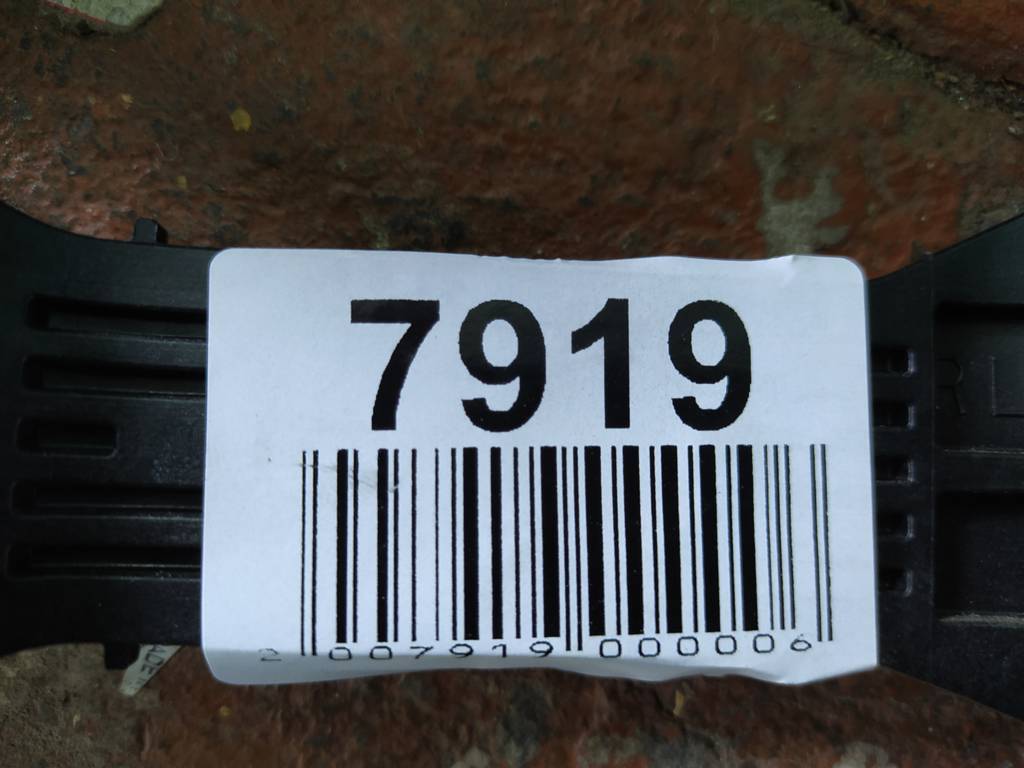 Forester Кронштейн ручки двери задней левой Subaru Forester 2014-2018 62142SG010 Subaru Forester 3