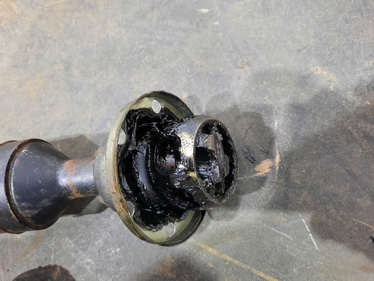 Xf Карданний вал Jaguar XF 2010-2012 C2Z8623 Jaguar XF 3