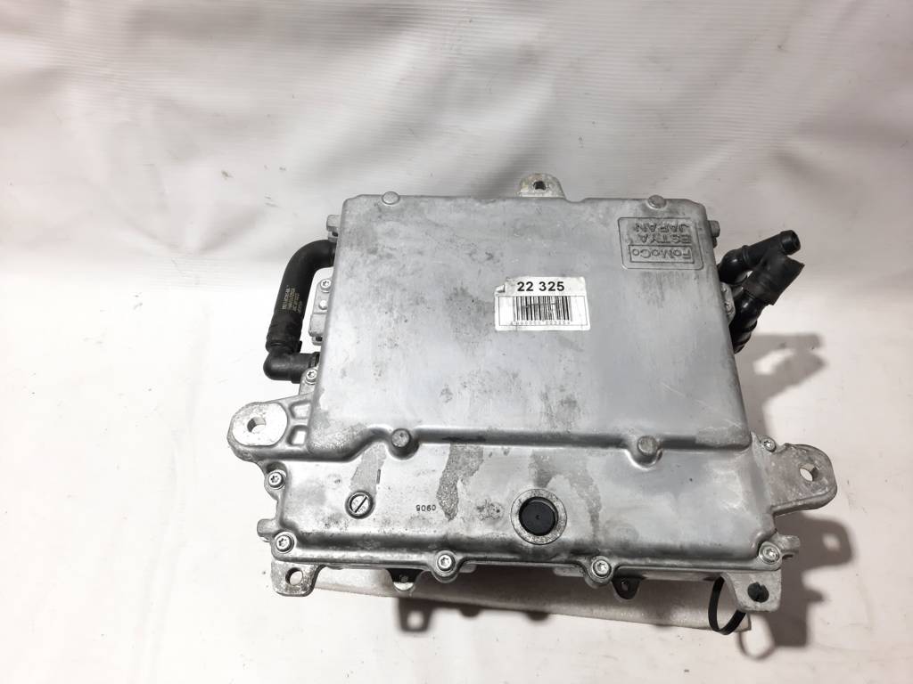 Fusion hybrid. Інвертор електродвигуна із бачком Ford Fusion Hybrid 2013-2019 GG9Z7B012ABNP Ford Fusion Hybrid