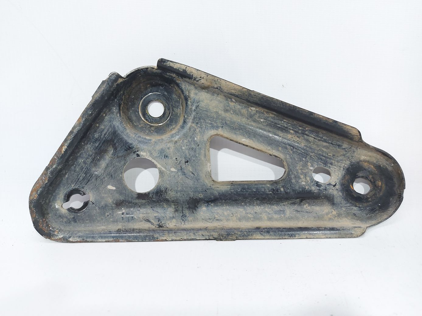 Malibu Кронштейн переднього підрамника задній правий Chevrolet Malibu 2016-2021 22982756 Chevrolet Malibu 5