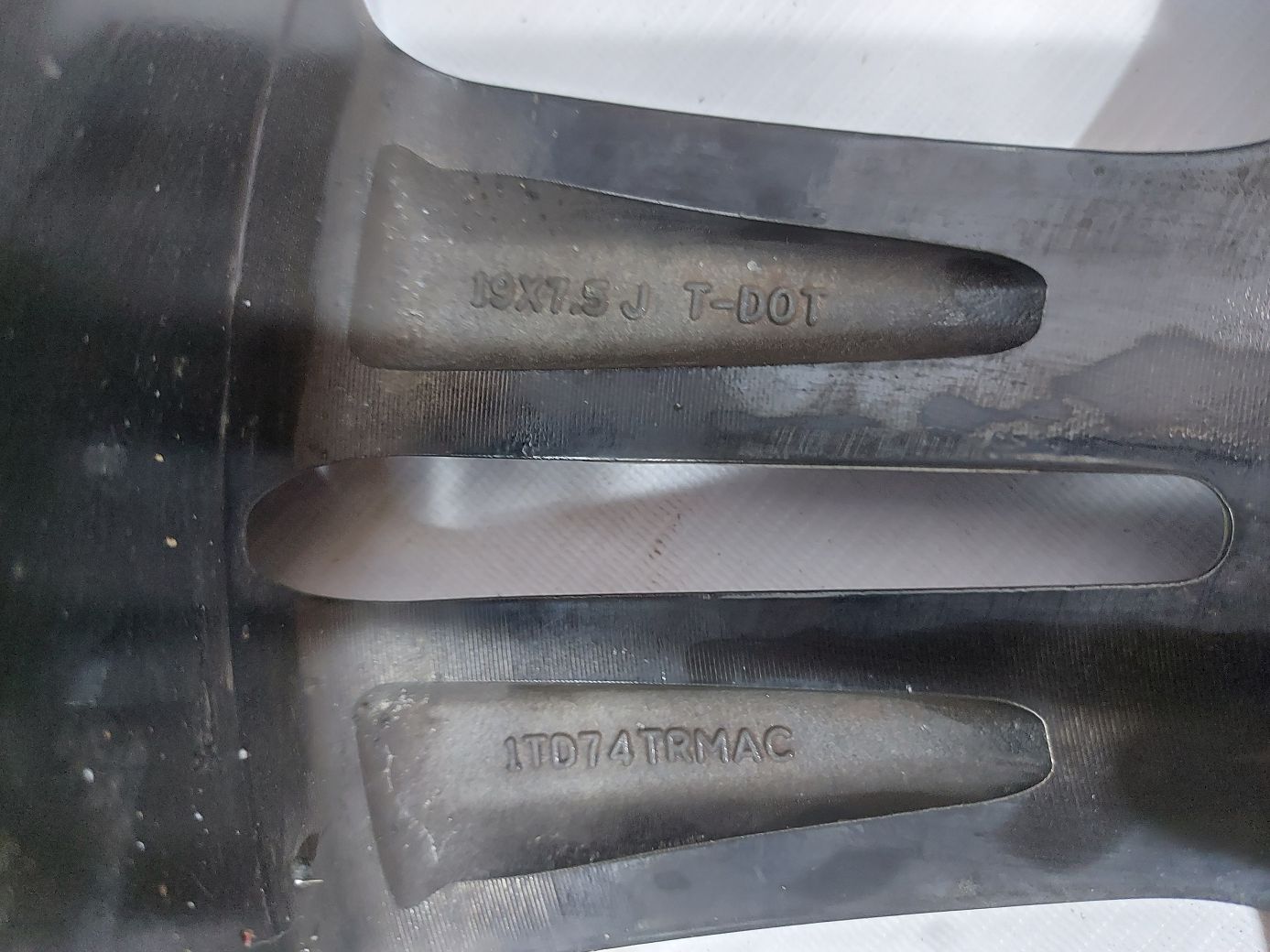 Charger Колісний диск R19 Dodge Charger 2011-2014 1TD74DD5AC Dodge Charger 9