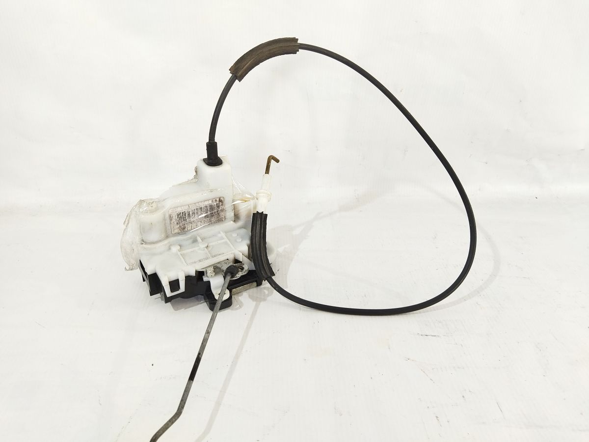 500. Замок двері передньої лівої Fiat 500 2013 68070027AB Fiat 500