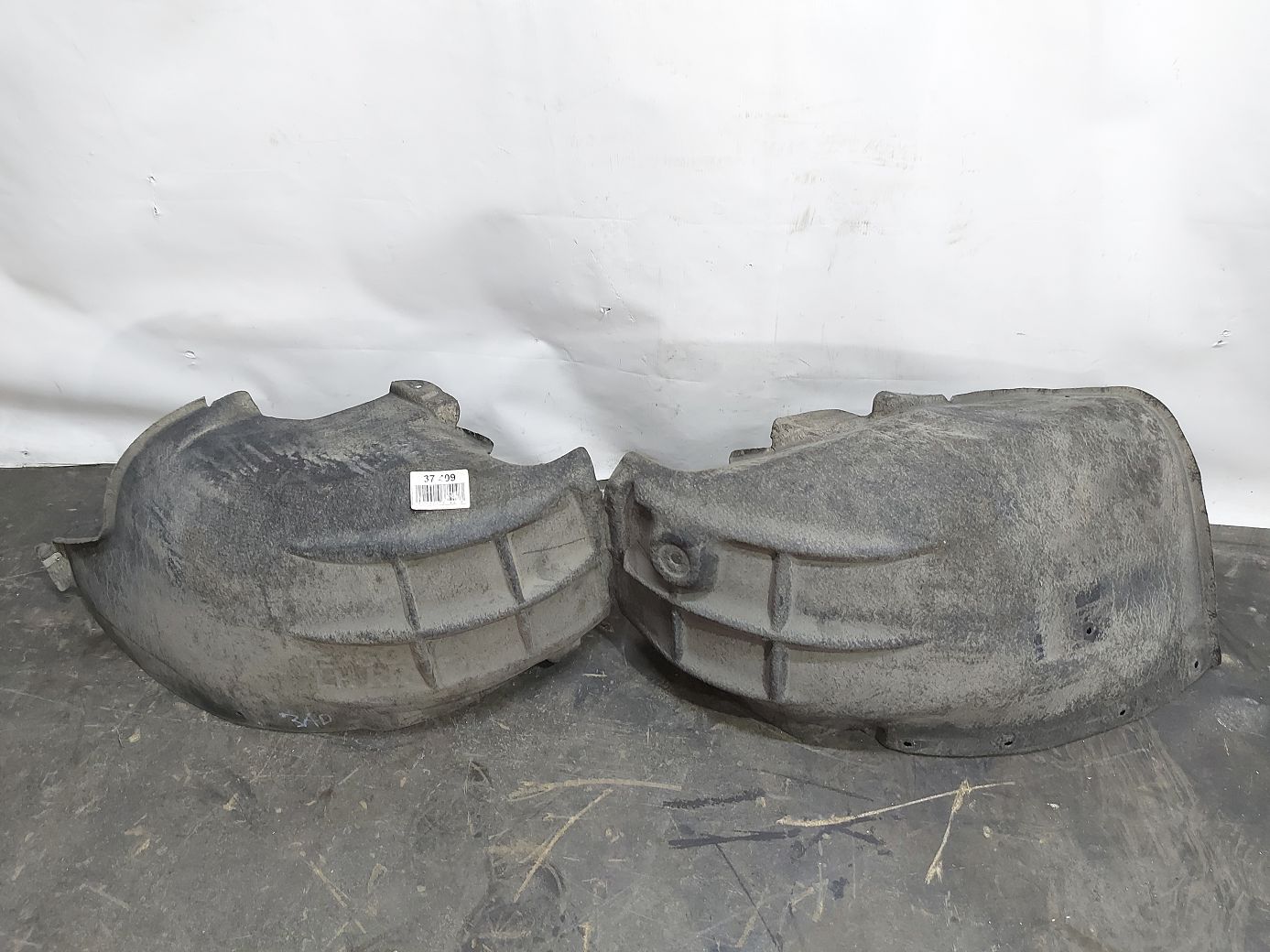 Malibu Подкрылок задний левый Chevrolet Malibu 2016-2021 84005051 Chevrolet Malibu 4