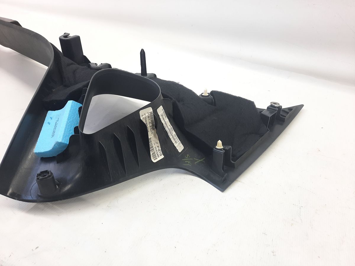 Dart Накладка стійки задньої права Dodge Dart 2013-2019 1SW46DX9AF Dodge Dart 8