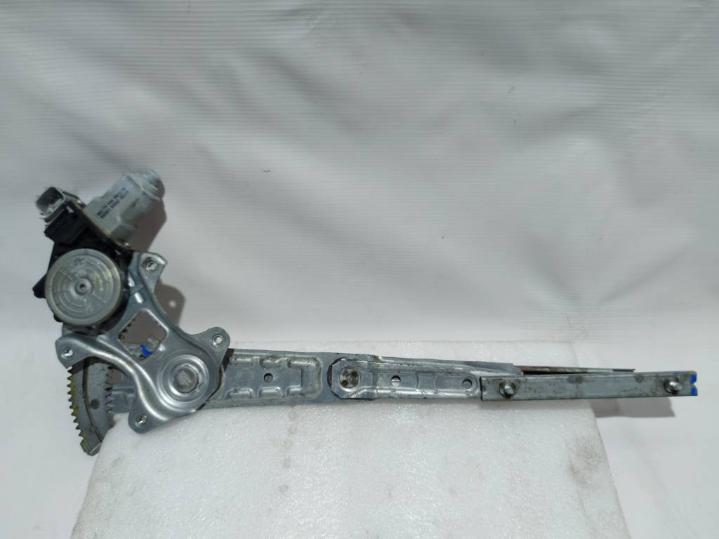 Altima Механізм склопідйомника дверей задньої правої Nissan Altima 2013-2018 827203TA0A Nissan Altima 9