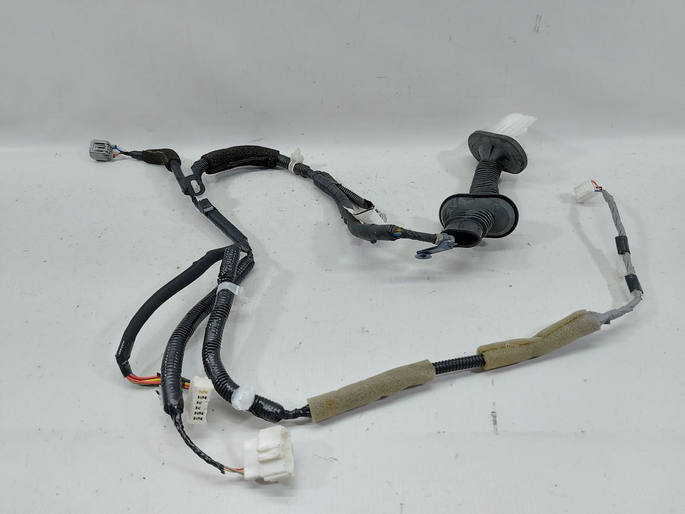 Accord Проводка двери передней правой Honda Accord Sedan 2014 32752T2AA005 Honda Accord Sedan 2