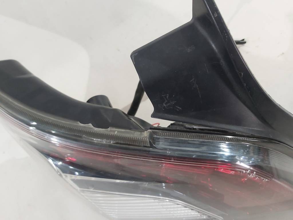 Maxima Ліхтар задній лівий Nissan Maxima 2011-2014 265559DA0B Nissan Maxima 5