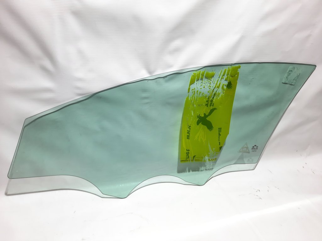 Sonata Стекло двери передней правой Hyundai Sonata 2011-2015 824213S010 Hyundai Sonata 18