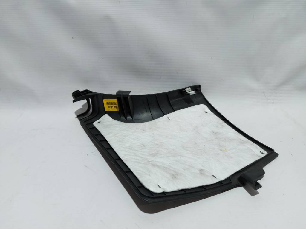 Veloster Обшивка порога переднего угловая правая Hyundai Veloster 2012-2017 858242V000RY Hyundai Veloster 2