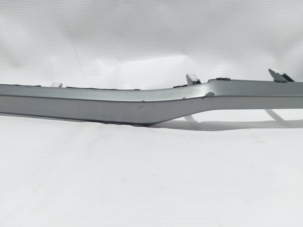 Elantra Накладка торпеди права декоративна Hyundai Elantra 2017-2018 84790F2000UN5 Hyundai Elantra 3